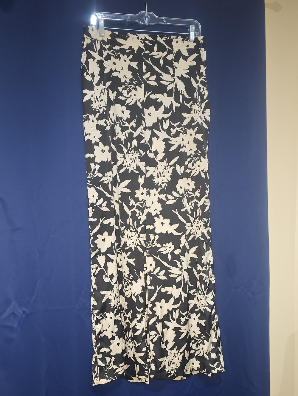 Women’s Black & White Floral Maxi Pants